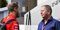Foto zur News: Brundle über Vettel: Ein Erwachsener unter lauter Jungs