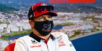 Foto zur News: Kimi Räikkönen setzt Formel-1-Karriere 2021 bei Alfa Romeo fort