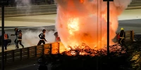 Foto zur News: Schwerer Feuer-Unfall von Grosjean: Cockpitschutz Halo als Lebensretter