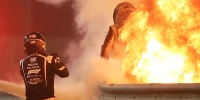 Foto zur News: Fahrerkleidung in der Formel 1: So überlebte Grosjean den Bahrain-Crash
