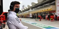 Foto zur News: Brundle analysiert Toto Wolff: &quot;Er versteht einfach was vom Geschäft&quot;