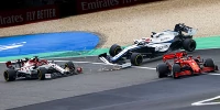 Foto zur News: Rennleiter Masi: FIA bei Erstrunden-Zwischenfällen wieder strenger!