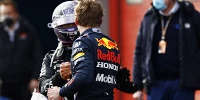 Foto zur News: Lewis Hamilton vs. Max Verstappen: &quot;Red Bull ist immer noch vor uns&quot;