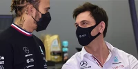 Foto zur News: Nach Lewis Hamiltons Verplappern über 2022: Das sagt Toto Wolff dazu