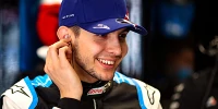 Foto zur News: Neuer Dreijahresvertrag: Esteban Ocon verlängert mit Alpine bis 2024