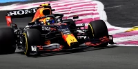 Foto zur News: Helmut Marko lobt Sergio Perez: Sieg nur dank ihm möglich