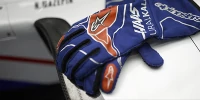 Foto zur News: Masi erklärt: So verlief der Test der neuen Handschuh-Prototypen