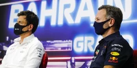 Foto zur News: Warum Horner &quot;enttäuscht&quot; ist von Wolffs Crash-Aussagen