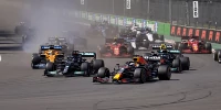 Foto zur News: &quot;Jenseits von Gut und Böse&quot;: Verstappens Monsterstart lässt staunen