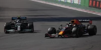 Foto zur News: Verstappen spielt mit Bottas: &quot;Hat unserem Blutdruck nicht geholfen&quot;