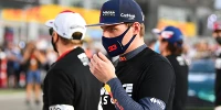 Foto zur News: &quot;Erfolg, im WM-Kampf zu sein&quot;: Wirft Verstappen schon das Handtuch?