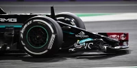 Foto zur News: Mercedes: Hamilton wusste nicht, wie groß sein Flügelschaden war