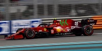 Foto zur News: Ferrari auf fünf und sieben: Sainz schaffte, was Leclerc nicht schaffte