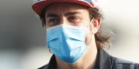 Foto zur News: Nach Fahrradunfall: Fernando Alonso wird im Januar erneut operiert