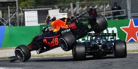 Foto zur News: Strafpunkte-Bilanz: Max Verstappen muss 2022 mächtig aufpassen!
