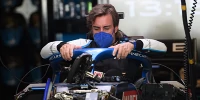 Foto zur News: Fernando Alonso sieht sein Alter in der Formel 1 von heute als Vorteil