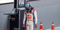 Foto zur News: Schumacher nach P14 von Haas-Strategie überrascht - 35 Runden auf einem Reifen