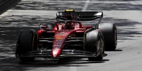 Foto zur News: &quot;Inakzeptabel&quot;: Fehlkommunikation kommt Sainz teuer zu stehen
