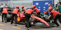 Foto zur News: Wiegen fast verpasst: Ferrari-Team rettet Charles Leclerc vor einer Strafe
