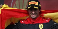 Foto zur News: Irrer Thriller: Carlos Sainz ignoriert Stallorder und gewinnt in Silverstone!
