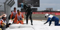 Foto zur News: Nach Zhou-Crash: Russell bemängelt Sicherheit der Reifenbarrieren