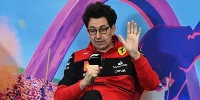 Foto zur News: Mattia Binotto dementiert Gerüchte über Spaltung im Ferrari-Team