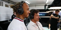 Foto zur News: Toto Wolff sicher: Lewis Hamilton wird auch 2023 für Mercedes fahren