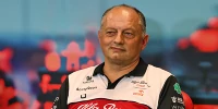 Foto zur News: Trotz Audi-Gerüchten: Vasseur gibt &quot;das Beste&quot; für Alfa Romeo