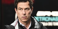 Foto zur News: Nach Spa-Debakel: Toto Wolff deutet Umdenken für 2023 an