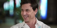 Foto zur News: "Kann noch etwas beitragen": Toto Wolff denkt nicht an Rücktritt