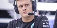 Foto zur News: Nico Hülkenberg traut Mick Schumacher "auf jeden Fall" Comeback zu