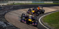 Foto zur News: &quot;Wie in einer Zeitkapsel&quot;: Vettel im Formel-1-Auto auf der Nordschleife