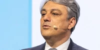 Foto zur News: &quot;Elektroschock&quot;: Renault-CEO trommelt in Enstone alle Mitarbeiter zusammen