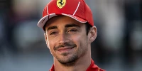 Foto zur News: Wirst du im Ferrari schneller sein als Lewis Hamilton, Charles Leclerc?