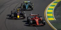 Foto zur News: Wegen Alonsos Abreißvisier: So viel Speed hat Sergio Perez verloren