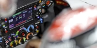 Foto zur News: Formel-1-Lenkrad erklärt: Was die ganzen Knöpfe tun