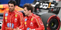 Foto zur News: Ferrari-Duell in Barcelona: Leclerc ärgert sich über Sainz, der sich im Recht sieht