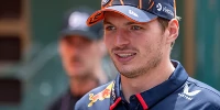 Foto zur News: Max Verstappen: Keine Strafe für Verspätung in FIA-PK