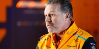 Foto zur News: Zak Brown: McLaren wäre bereit, für Vollzeit-Kommissare zu bezahlen