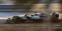 Foto zur News: F1-Test Bahrain: Bestzeit für Antonelli am Mittag, Schreckmoment für Lawson
