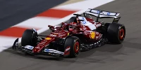 Foto zur News: Freitag Bahrain: Kaputte Scheibe, zerbröselnder Haas & Sandbagging