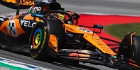 Foto zur News: FT3 Barcelona: McLaren in eigener Welt, aber Norris fliegt bei Versuch ab