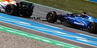 Foto zur News: Formel-1-Liveticker: Beide Autos mit Schäden - Vowles erklärt Williams-Drama
