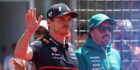 Foto zur News: Verstappen, Russell &amp; Alonso: Was steckt in den Silly-Season-Gerüchten?