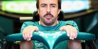 Foto zur News: Muskelverletzung: Wie es Fernando Alonso jetzt geht
