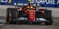 Foto zur News: FIA straft Hamilton nach Singapur-Rennen - Platzverlust an Alonso!