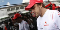 Foto zur News: Welche nette Geste von Fernando Alonso seinen Mechanikern fast den Job kostete