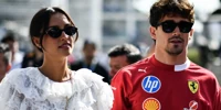 Foto zur News: Charles Leclerc sagt Ja - Fans rasten aus über seine Verlobungsbilder