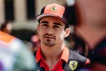 Foto zur News: Leclerc: Neuer Ferrari besser auf Geraden, aber langsamer in Kurven