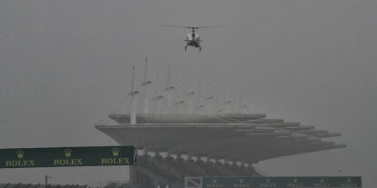Foto zur News: Helikopter über Schanghai